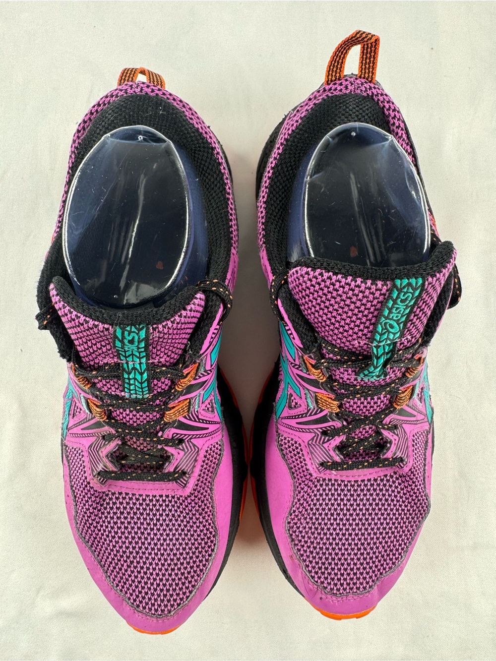 Asics GEL-Venture 8 Trail Hiking and Running Sneaker - Picture 4 of 8